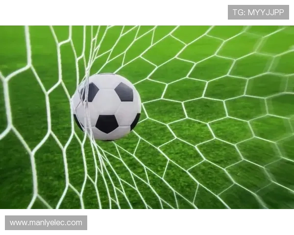 足球明星动态壁纸全景展示尽享球场魅力与明星风采的视觉盛宴