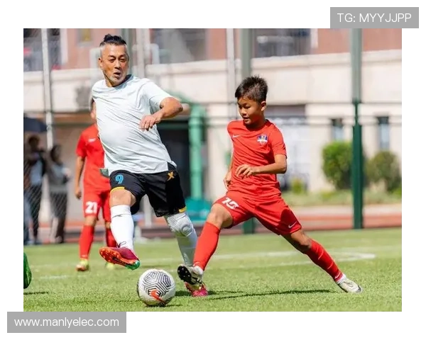 当足球明星在你面前时的激动与感动瞬间分享