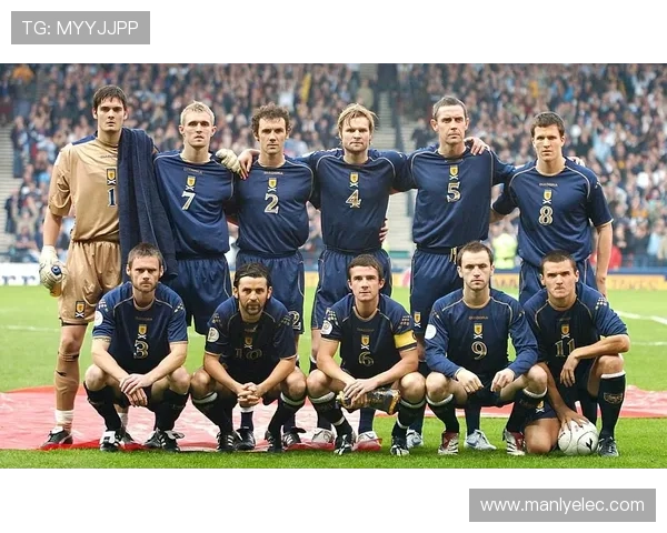 历史最强足球明星组合揭晓球场传奇的巅峰对决与荣耀时刻